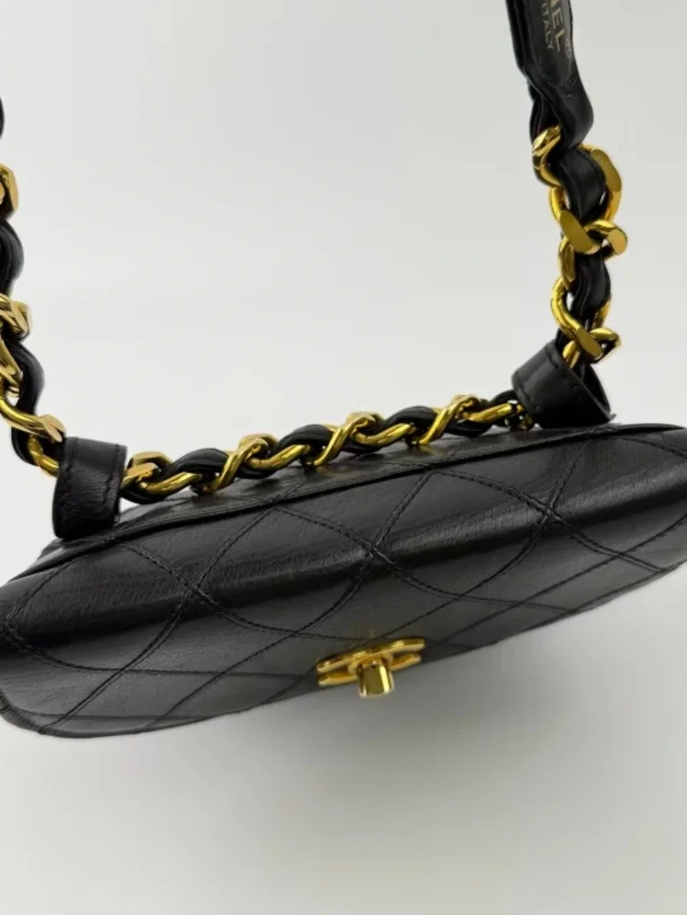 Authentic CHANEL vintage black wild stitch Lambskin bun bag belt 70cm